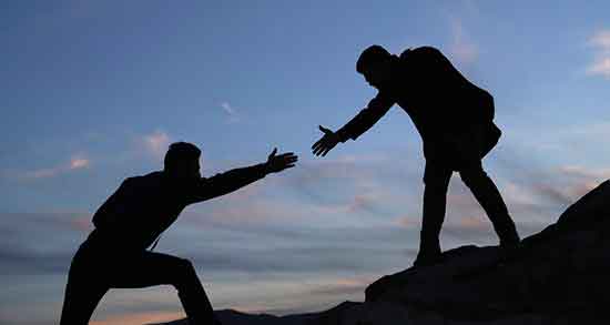 شعر در مورد همدلی از سعدی ؛ مجموعه ای از بهترین اشعار سعدی در مورد همدلی