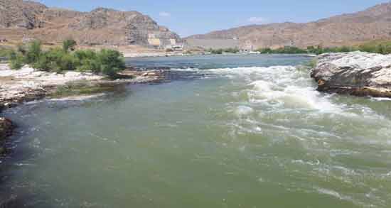 شعر نو رودخانه ؛ گلچین اشعار نو در مورد رودخانه