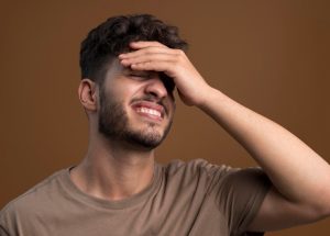سردرد ناشی از اختلال عصب صورت