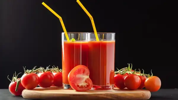 خواص آب گوجه فرنگی خیراندیش در طب سنتی برای پوست و مو و دیابت و لاغری