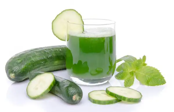 خواص آب خیار خیراندیش در طب سنتی برای پوست و مو و دیابت و لاغری