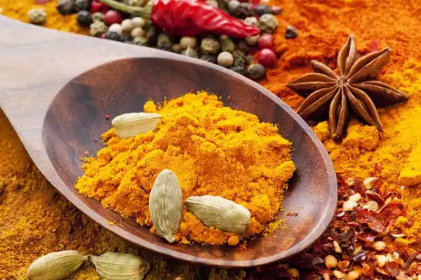 خواص ادویه کاری خیراندیش در طب سنتی برای پوست و مو و دیابت و لاغری