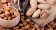 خواص بادام تلخ خیراندیش در طب سنتی برای پوست و مو و دیابت و لاغری