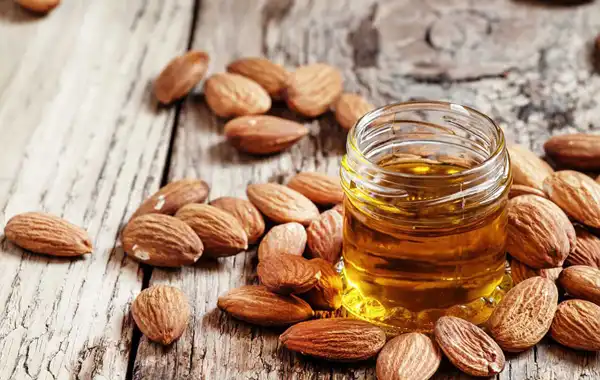 خواص روغن بادام شیرین خیراندیش در طب سنتی برای پوست و مو و دیابت و لاغری