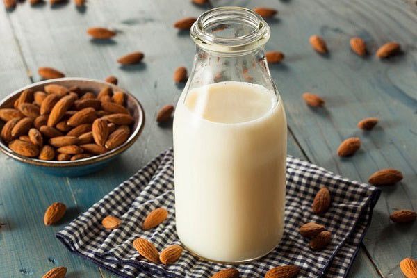  خواص شیر بادام دکتر خیراندیش خواص شیر بادام با عسل نی نی سایت خواص شیر بادام برای مردان خواص شیر بادام نی نی سایت خواص شیر بادام برای کودکان نی نی سایت خواص شیر بادام برای زنان بهترین زمان مصرف شیر بادام خواص شیر بادام در طب سنتی